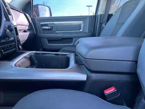 Used 2017 RAM 2500 Big Horn w/ Sport Appearance Group image 15