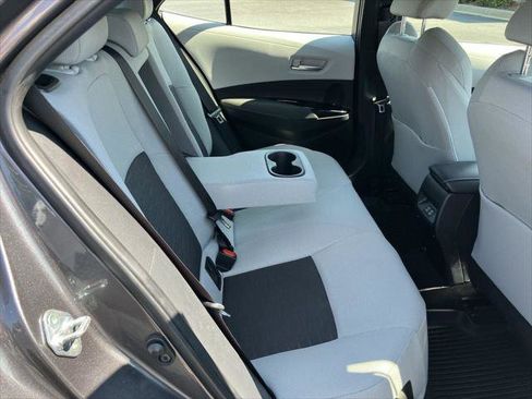 Certified 2025 Toyota Corolla SE image 29