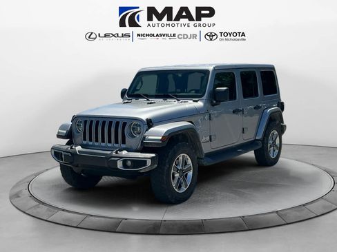 Used 2018 Jeep Wrangler Unlimited Sahara AWD/4WD image 1