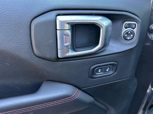 Used 2023 Jeep Wrangler Unlimited Rubicon 4xe image 8