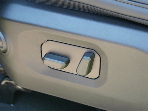 New 2025 Jeep Wrangler Unlimited Rubicon 392 image 18