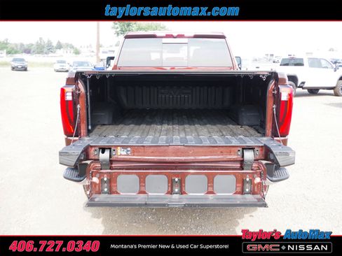 Used 2024 GMC Sierra 3500 SLT w/ SLT Convenience Package AWD/4WD image 41