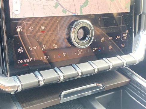 Used 2024 GMC Acadia Denali image 26