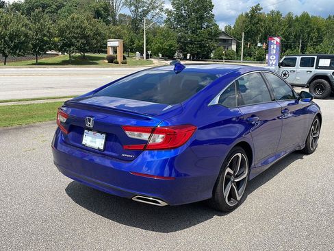 Used 2018 Honda Accord Sport image 3