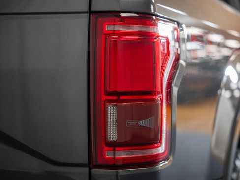 Used 2017 Ford F150 Lariat w/ Equipment Group 502A Luxury image 7