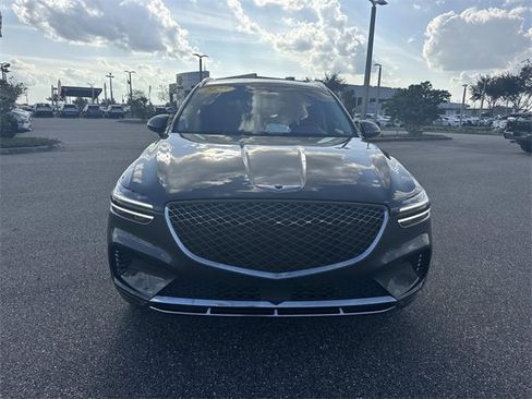 Used 2025 Genesis GV70 2.5T image 9