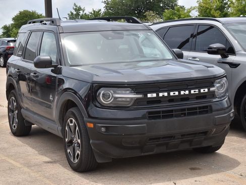 Certified 2023 Ford Bronco Sport Outer Banks w/ Tech Package AWD/4WD image 4