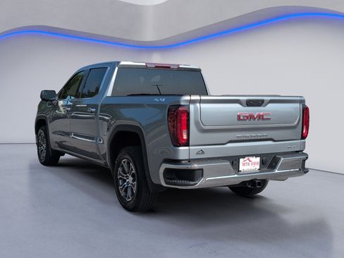 Used 2026 GMC Sierra 1500 SLT AWD/4WD image 5
