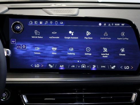 New 2025 Chevrolet Traverse LT w/ Enhanced Driving Package image 25