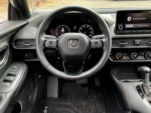 Used 2024 Honda HR-V Sport image 8