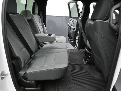 Used 2022 RAM 1500 Big Horn AWD/4WD image 22