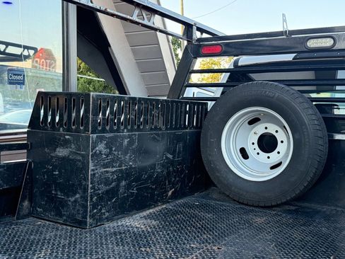 Used 2020 Ford F350 XL w/ Power Equipment Group RWD image 16