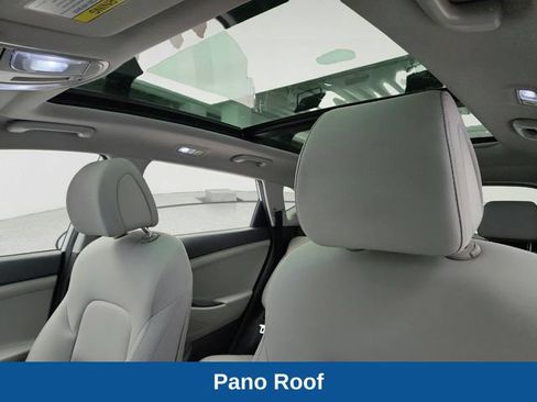 Used 2017 Hyundai Tucson Value AWD/4WD image 11