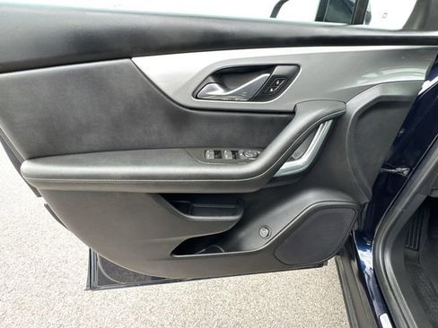 Used 2020 Chevrolet Blazer LT FWD image 21