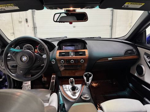 Used 2008 BMW M6 Convertible RWD image 29
