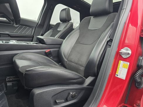 Used 2020 Ford Edge ST w/ Equipment Group 401A image 24