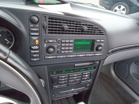 Used 2006 Saab 9-3 Aero image 23