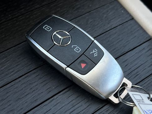 Used 2021 Mercedes-Benz GLE 350 image 29