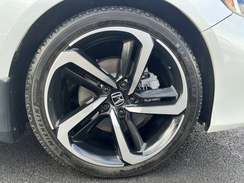 Used 2022 Honda Accord Sport image 29