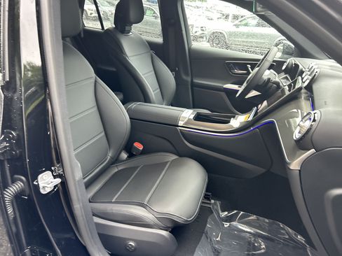 New 2026 Mercedes-Benz GLC 300 image 44