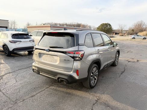 Used 2025 Subaru Forester Touring image 6