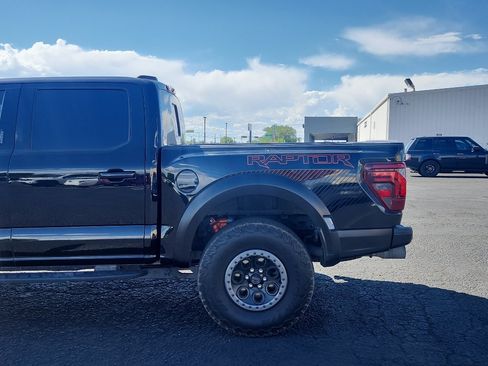 Used 2024 Ford F150 Raptor AWD/4WD image 9
