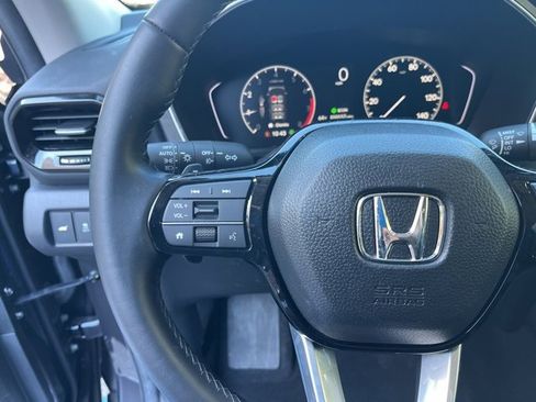 Used 2025 Honda Pilot EX-L image 22