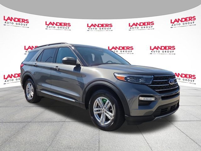 Certified 2023 Ford Explorer XLT w/ Equipment Group 202A RWD image 1