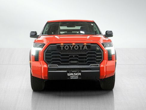 Used 2022 Toyota Tundra Limited AWD/4WD image 8