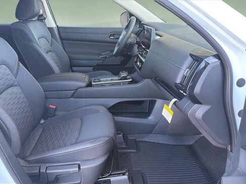 New 2026 Nissan Pathfinder SV AWD/4WD image 11