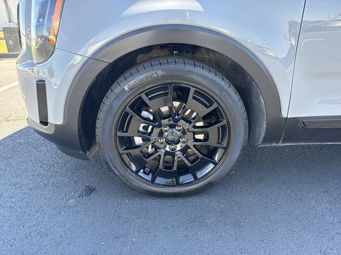 Used 2021 Kia Telluride EX w/ EX Premium Package AWD/4WD image 10