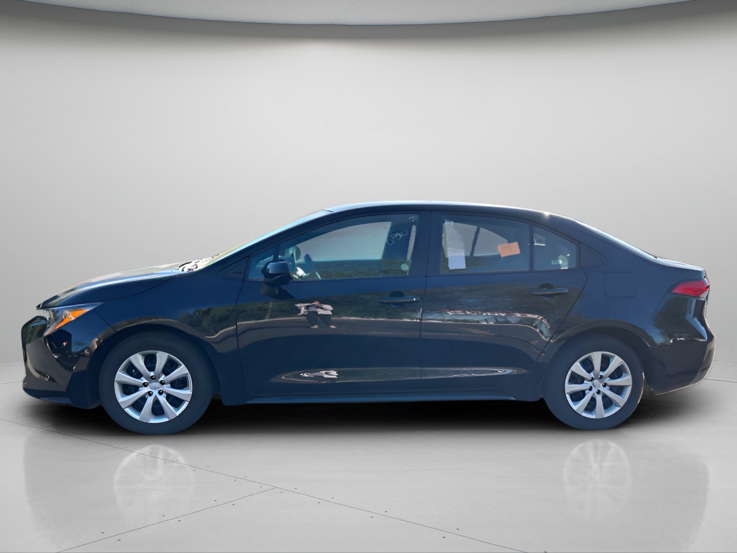 Used 2026 Toyota Corolla LE FWD image 13