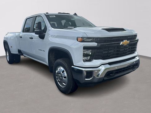 New 2026 Chevrolet Silverado 3500 W/T AWD/4WD image 2