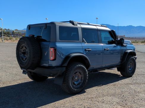 Used 2024 Ford Bronco Everglades image 3