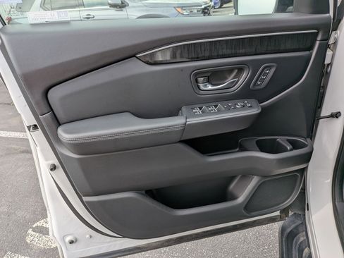 Certified 2023 Honda Pilot Elite image 14