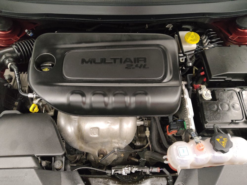 Used 2019 Jeep Cherokee Latitude Plus FWD image 30
