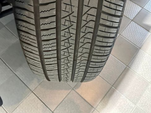 Used 2026 Mercedes-Benz GLS 450 4MATIC image 48