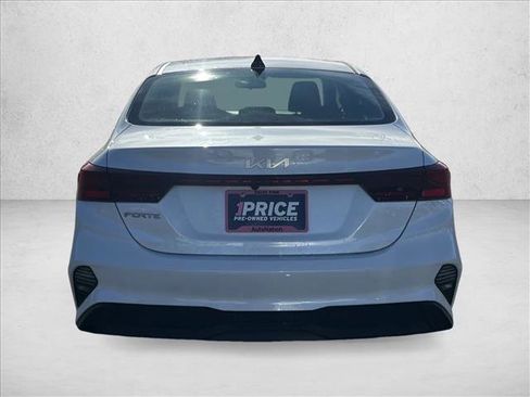 Used 2023 Kia Forte LXS image 6