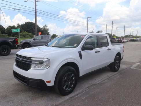 Used 2023 Ford Maverick XLT FWD image 5