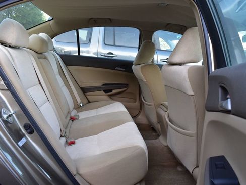 Used 2009 Honda Accord LX-P image 18