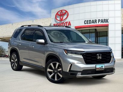 Used 2025 Honda Pilot Touring