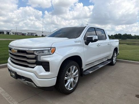 Used 2022 Chevrolet Silverado 1500 High Country AWD/4WD image 1