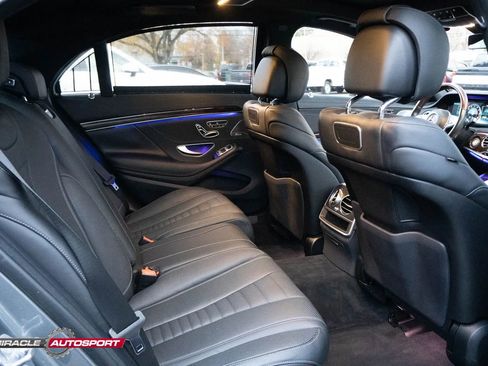 Used 2018 Mercedes-Benz S 560 4MATIC Sedan image 38