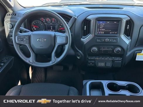 New 2026 Chevrolet Silverado 1500 Custom Trail Boss w/ LPO, Dark Essentials Package AWD/4WD image 12