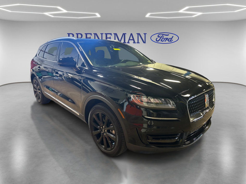 Used 2020 Lincoln Nautilus Reserve AWD/4WD image 3