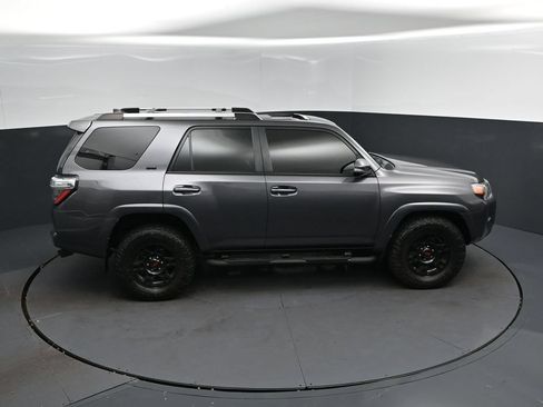 Used 2021 Toyota 4Runner SR5 Premium w/ Moonroof Package RWD image 35
