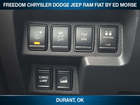 Used 2023 Nissan Frontier PRO-4X w/ Technology Package AWD/4WD image 16