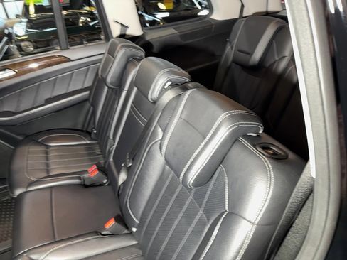 Used 2015 Mercedes-Benz GL 450 4MATIC image 68