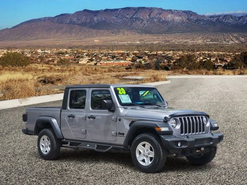Used 2020 Jeep Gladiator Sport w/ Quick Order Package 24S AWD/4WD image 2