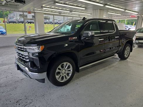Certified 2024 Chevrolet Silverado 1500 LTZ AWD/4WD image 2